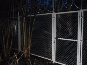 Забор из сетки рабицы в натяг секционный 25 метров